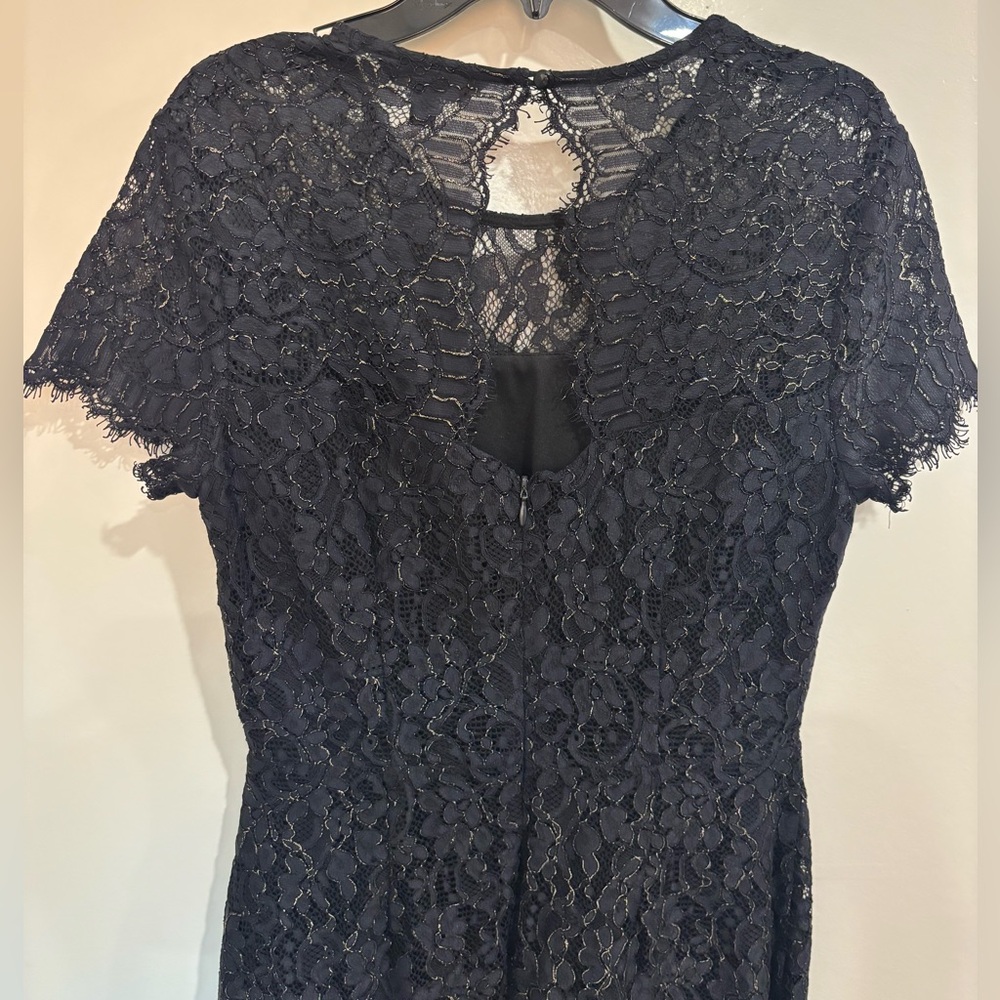 Banana Republic NWOT Black Lace Dress, size 4 - Picture 4 of 8